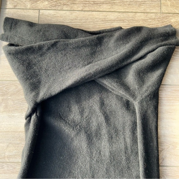 Vintage Tamra Black  Wool Angora Blend Beaded Sweater - Picture 14 of 15